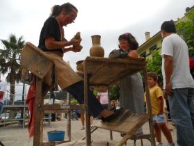 Taller en vivo de torno alfarero de pie en San Esteban 2013